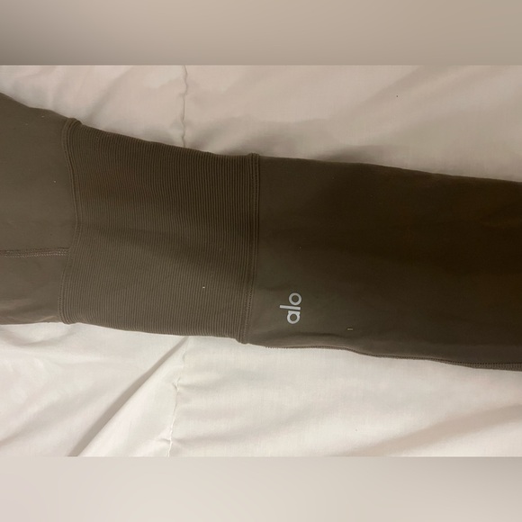 Alo Yoga High Waist Avenue Leggings Yoga Pants Olive Branch Green - Picture 9 of 12